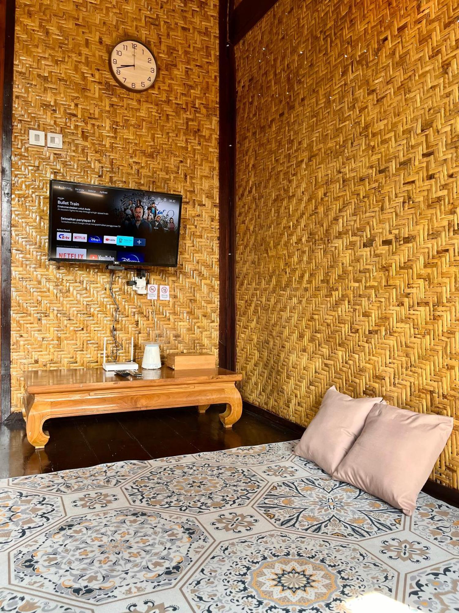 Joglo Homestay Banyuwangi 바뉴왕기 외부 사진